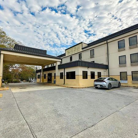 Oyo Hotel Rome West Ga Esterno foto